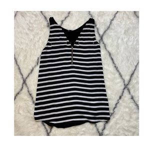 Express V-Neck Hudson Tank